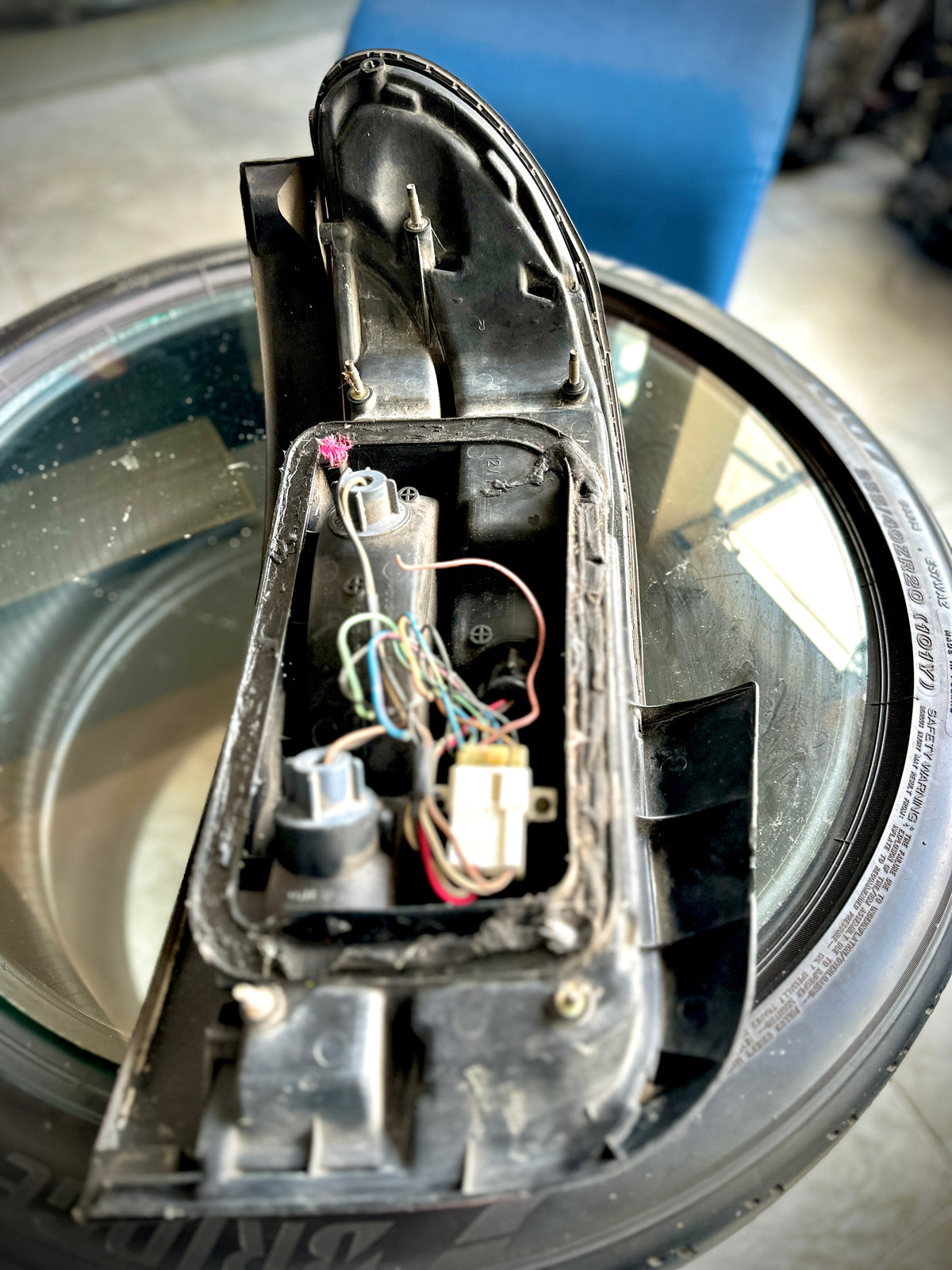 Subaru Impreza 1998 Yellow Tail Light – Right
