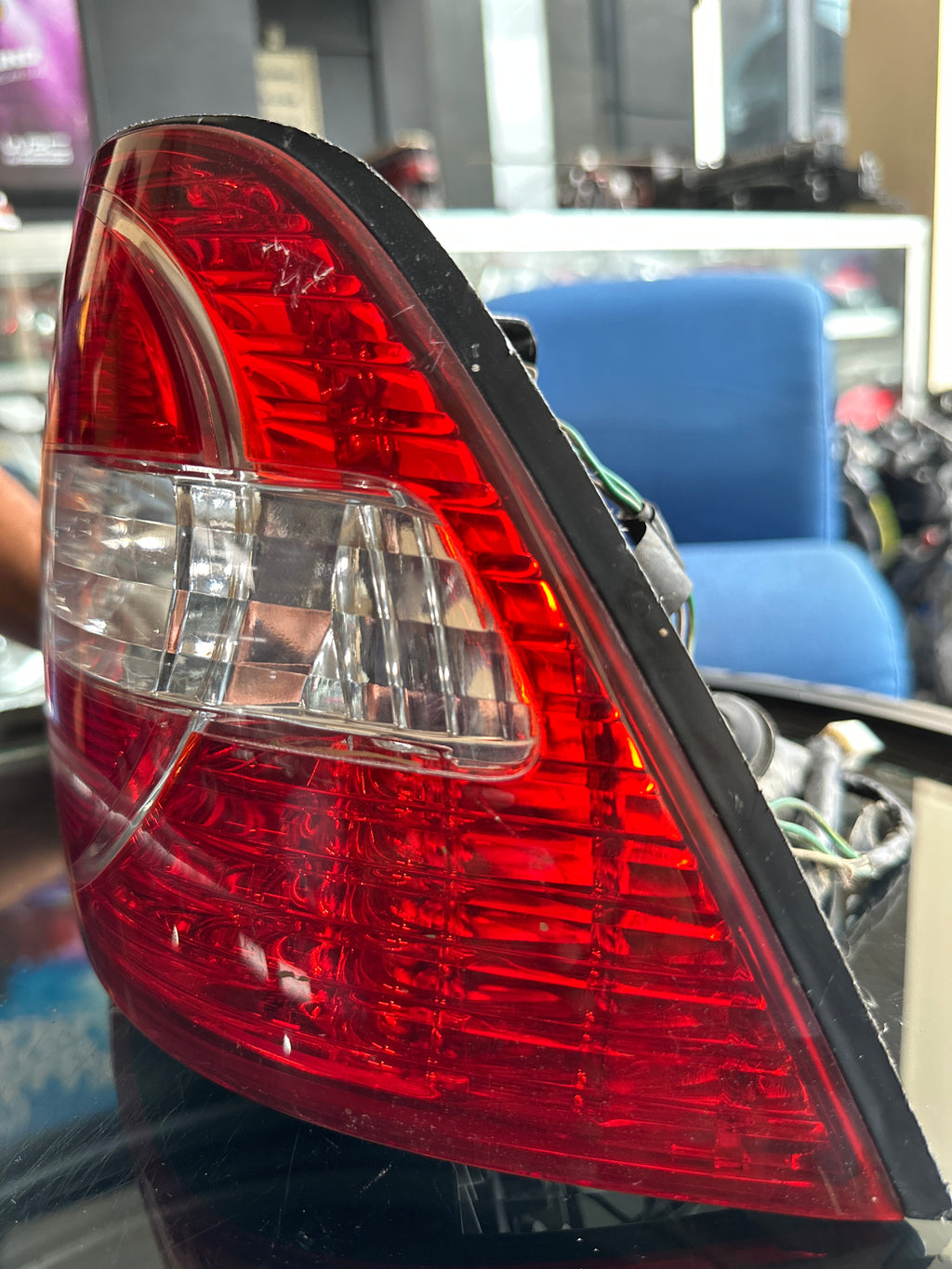 Toyota Vista 2250 2000 Tail Light - Right
