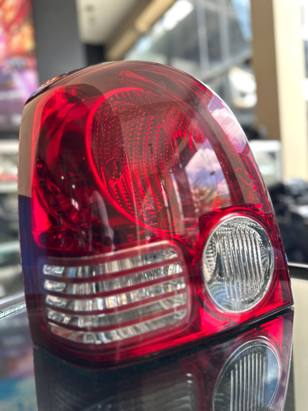 Mitsubishi Dion Left Tail Light 2001–2003