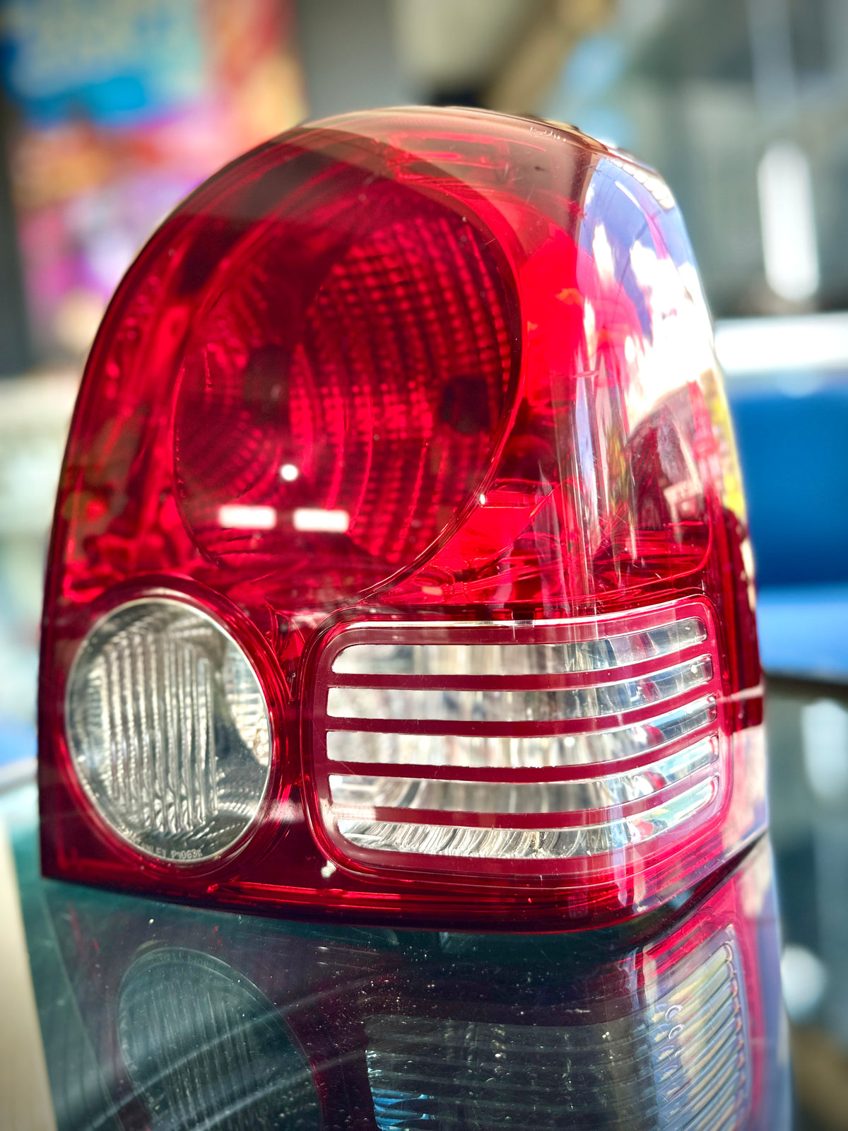 Mitsubishi Dion Right Tail Light 2001–2003