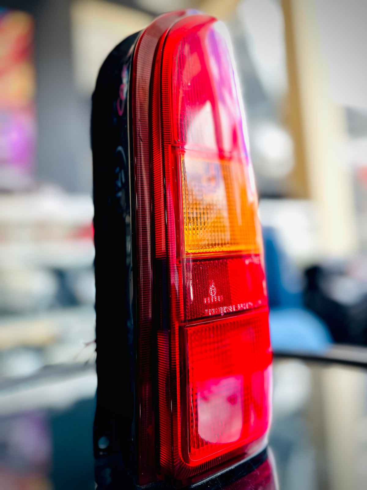Suzuki Carry Van DA52V Left Tail Light 2002